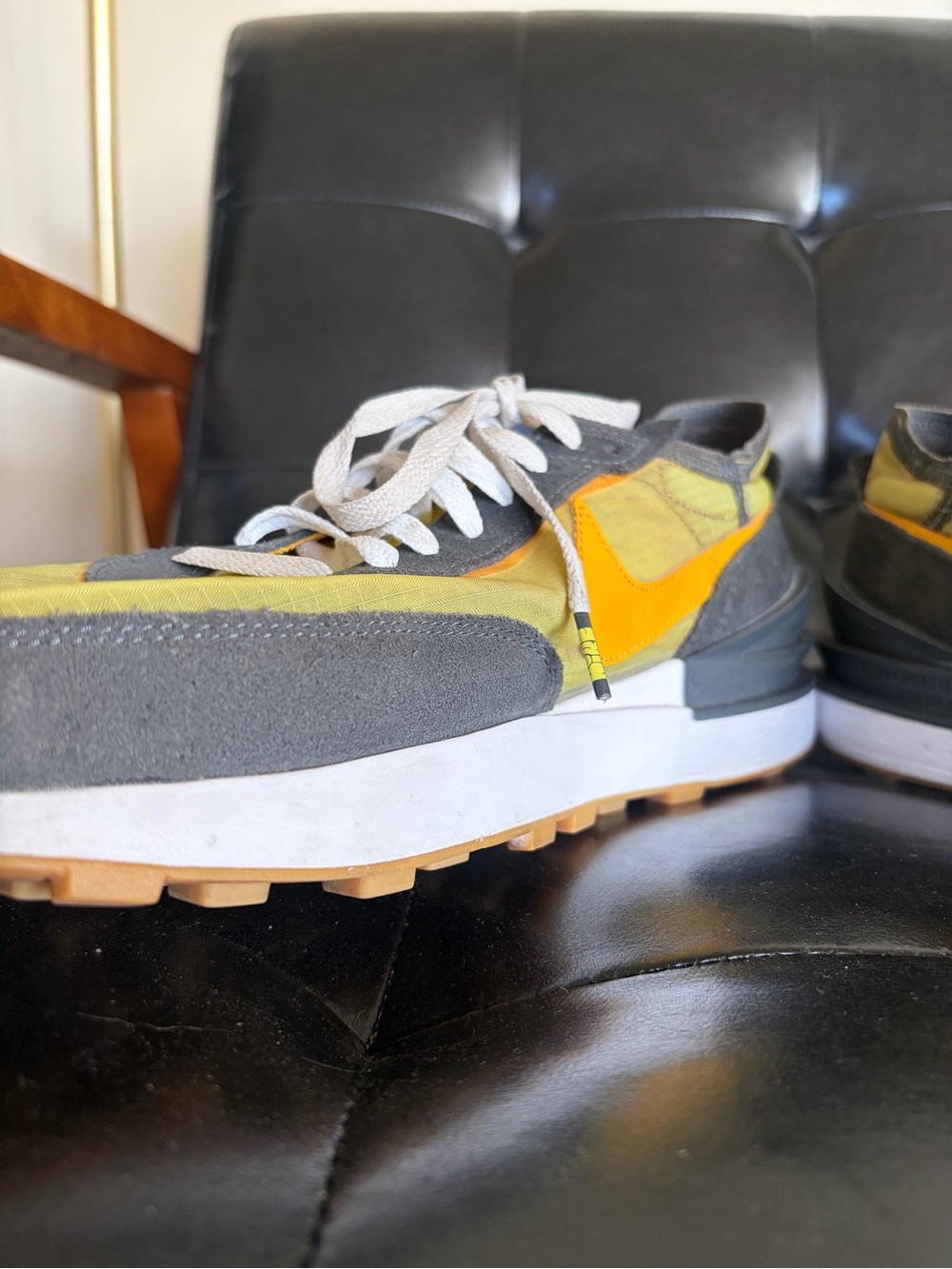 Nike Men’s lime and Gray Waffle Retro-Inspired Low-Top Sneakers - Picture 5 of 5